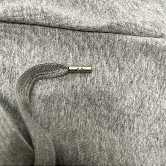 ALO Yoga Unisex Gray Zip-Up Hoodie and Jogger Set - Picture 15 of 16